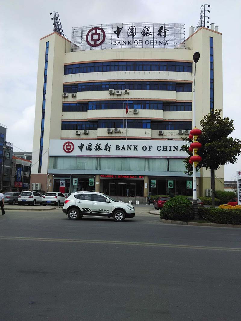 冠华三巷门面44平普装8000元/年