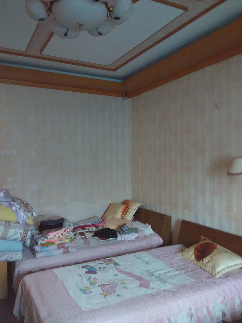新扬路铺连住1-3/3层225.6平普装88万