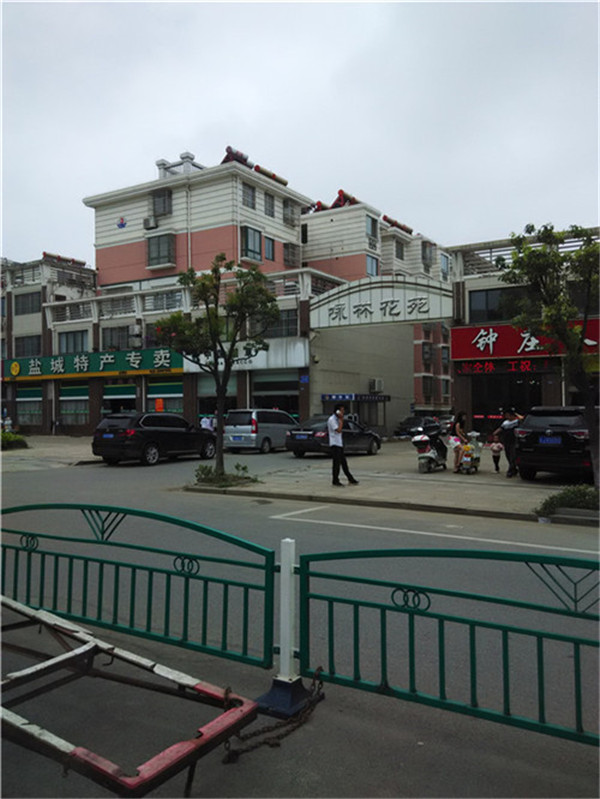 永林酒店附近铺连住上三150平精装120万
