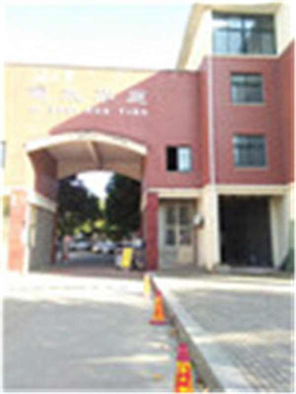 丽水华庭公寓31平十9平精装19万