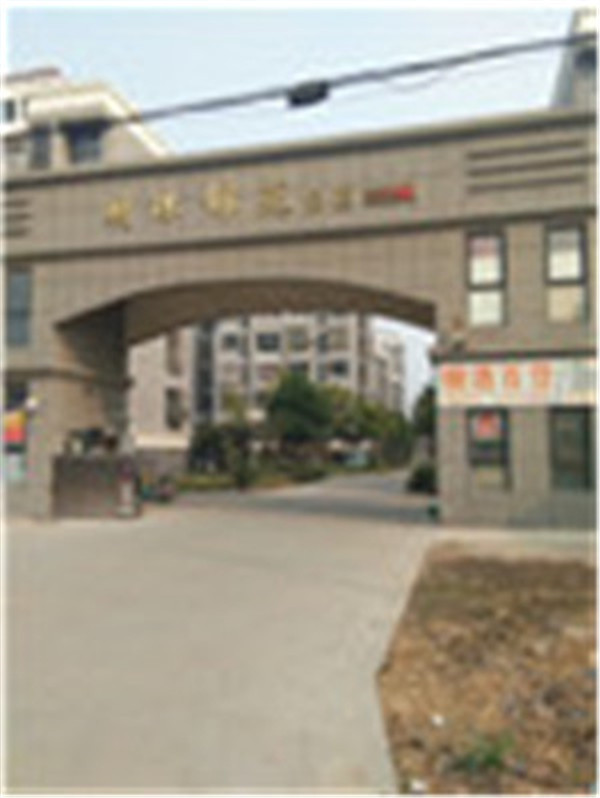 明珠锦苑傍上下加披舍100平35万