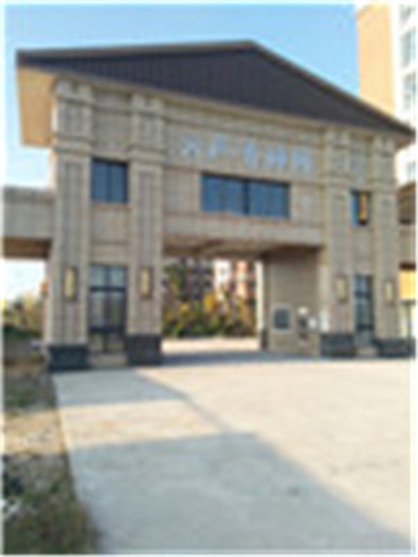 香樟苑中上层边户/12层精装128平66万