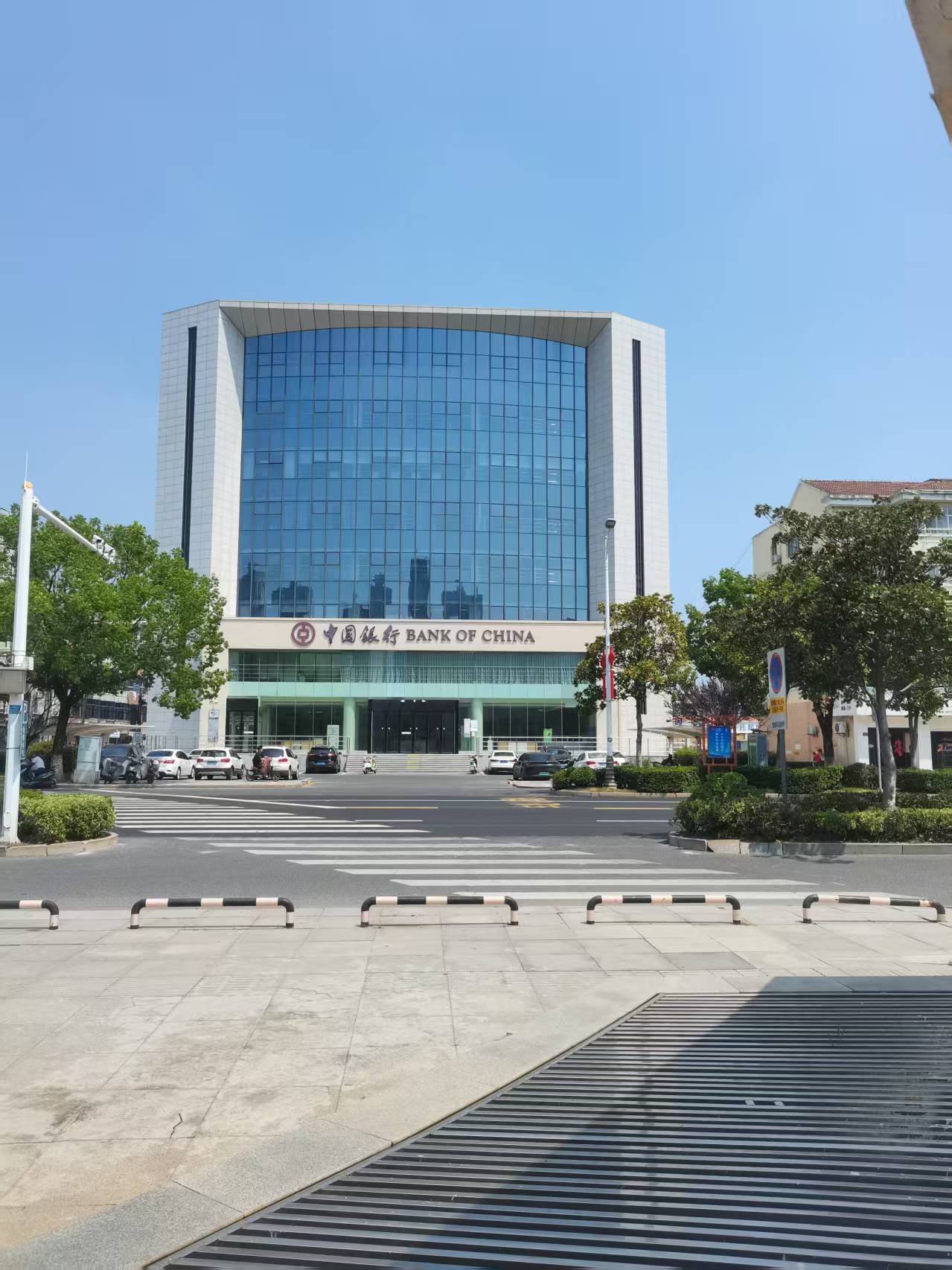 兴业家园车库36平13万成交