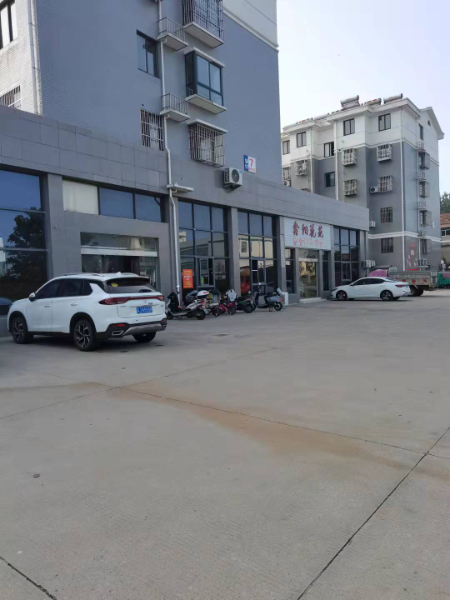 鑫阳花苑5/5层92平普装14万